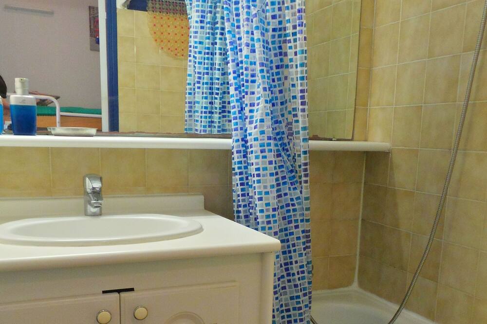 Photo of Bathroom in La Nartelle