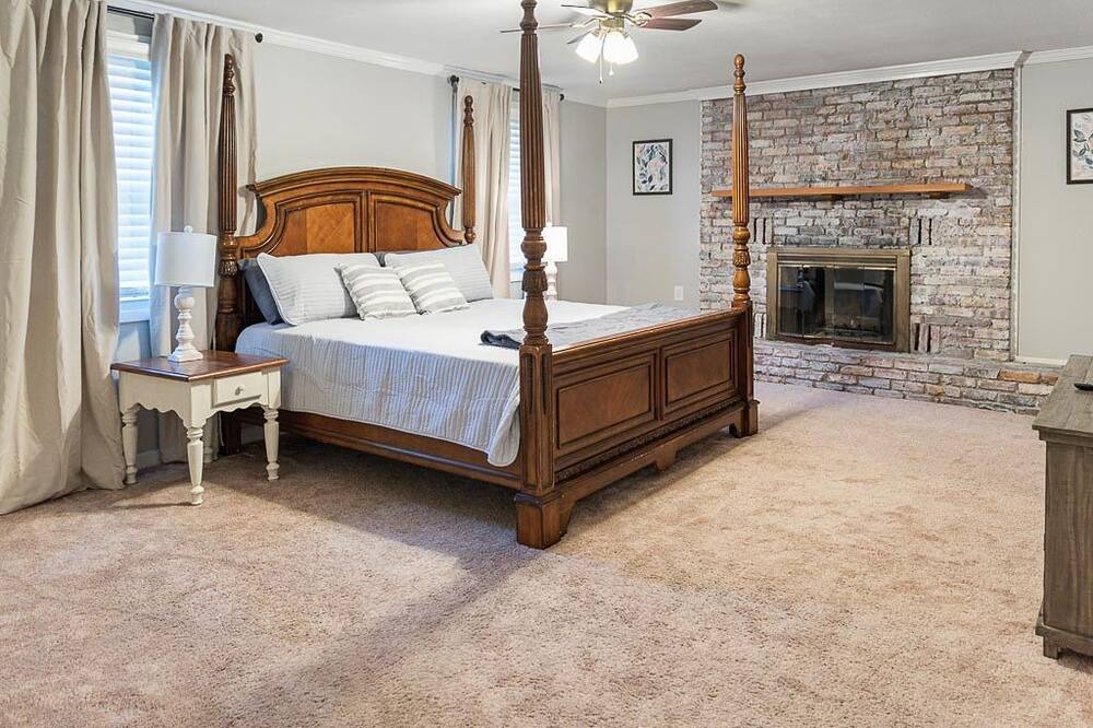 Photo of Bedroom in Grand Bay