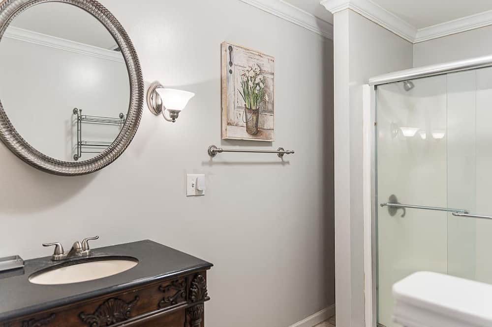 Photo of Bathroom in Grand Bay