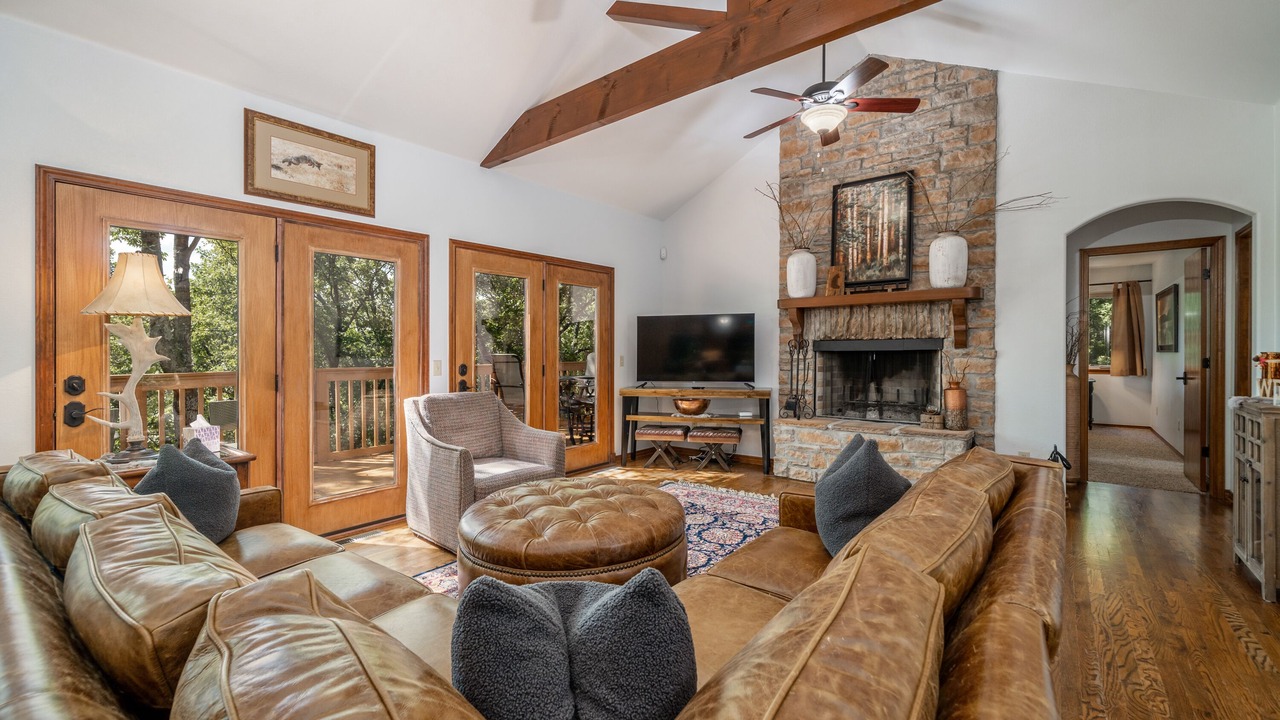 Photo of Livingroom in Bixby