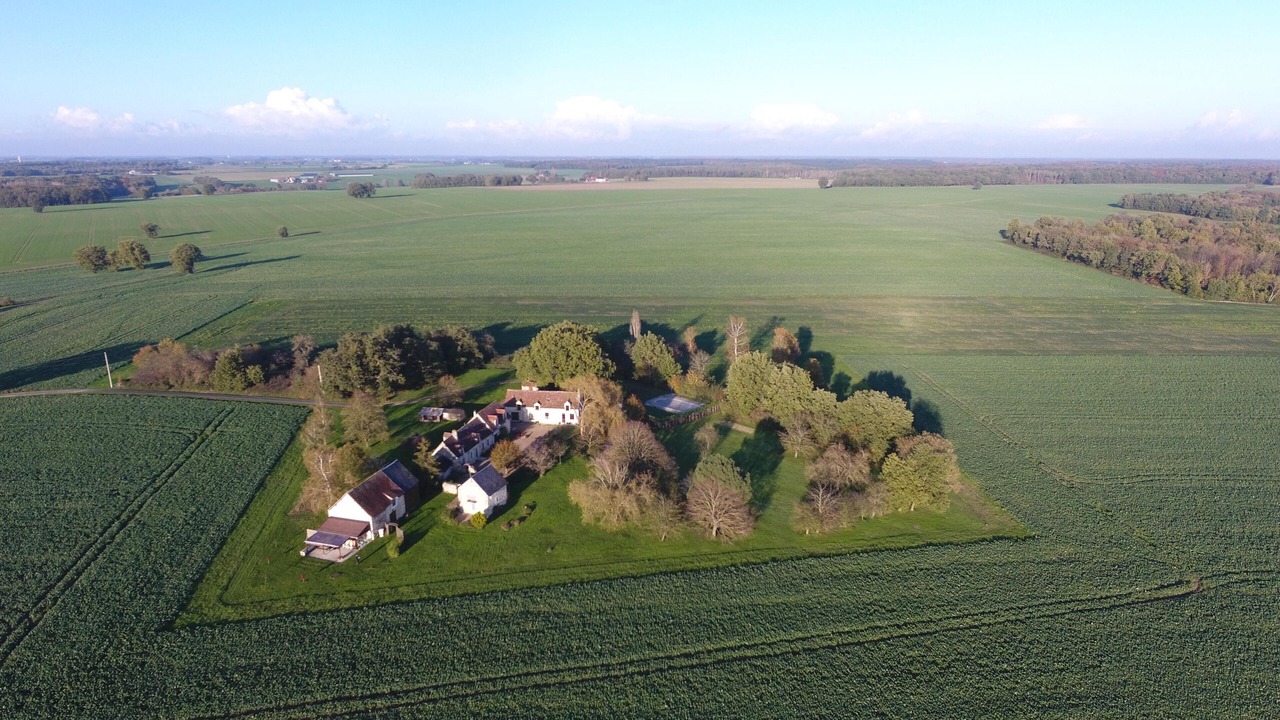 Photo of Outdoor in Le-Petit-Pressigny
