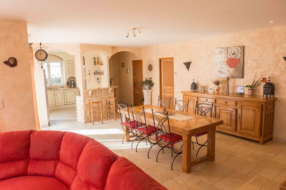 Photo of Livingroom in Salleles-d'Aude