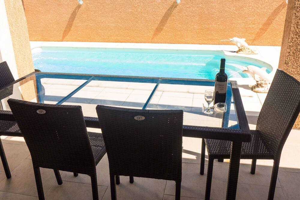 Photo of Patio Balcony in Salleles-d'Aude