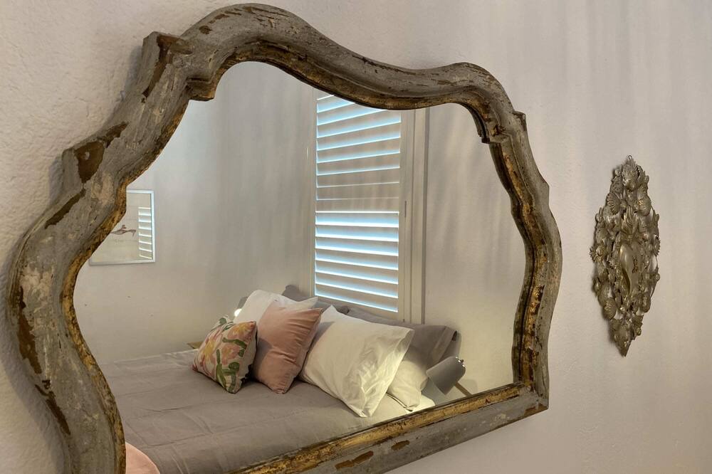 Photo of Others in Orange