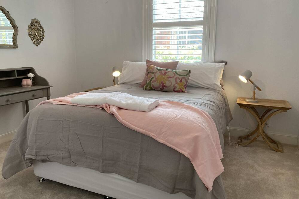 Photo of Others in Orange