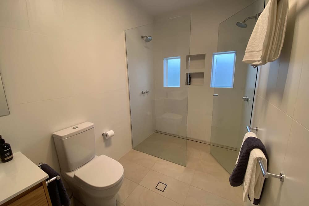 Photo of Others in Orange