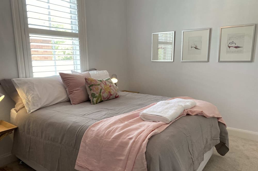 Photo of Others in Orange