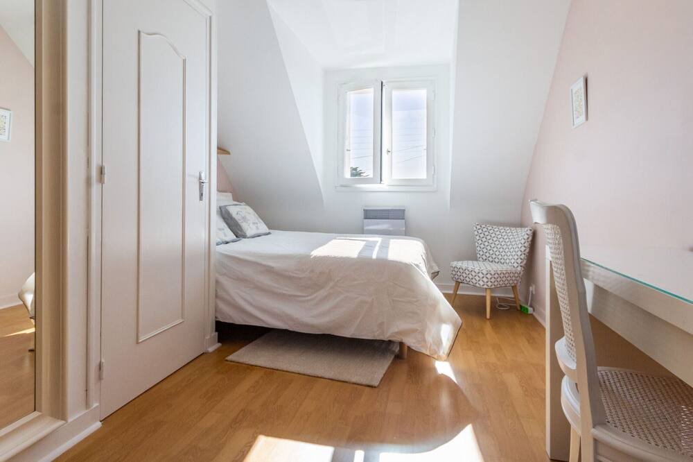 Photo of Bedroom in Batz-sur-Mer