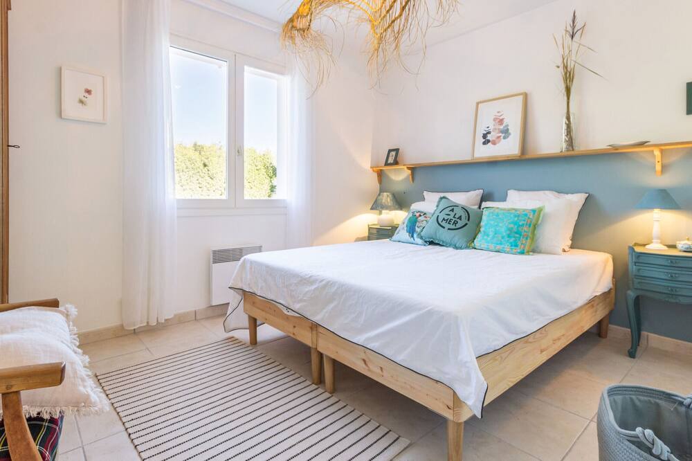 Photo of Bedroom in Batz-sur-Mer