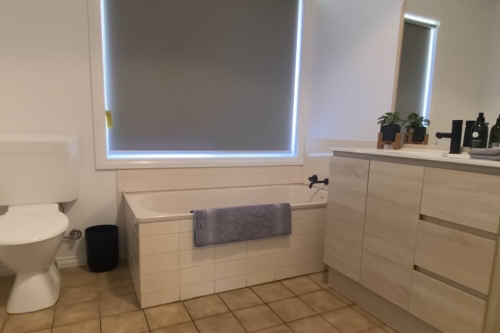 Photo of Bathroom in Echuca