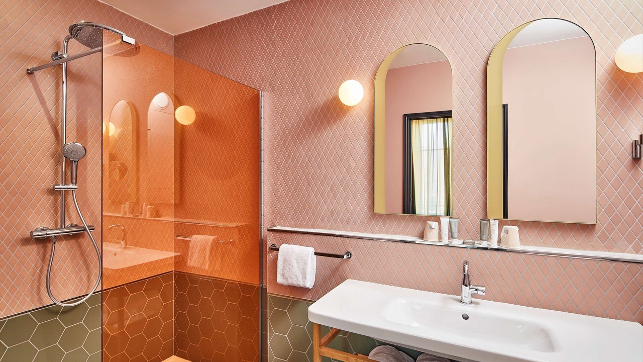 Photo of Bathroom in Avignon City Centre