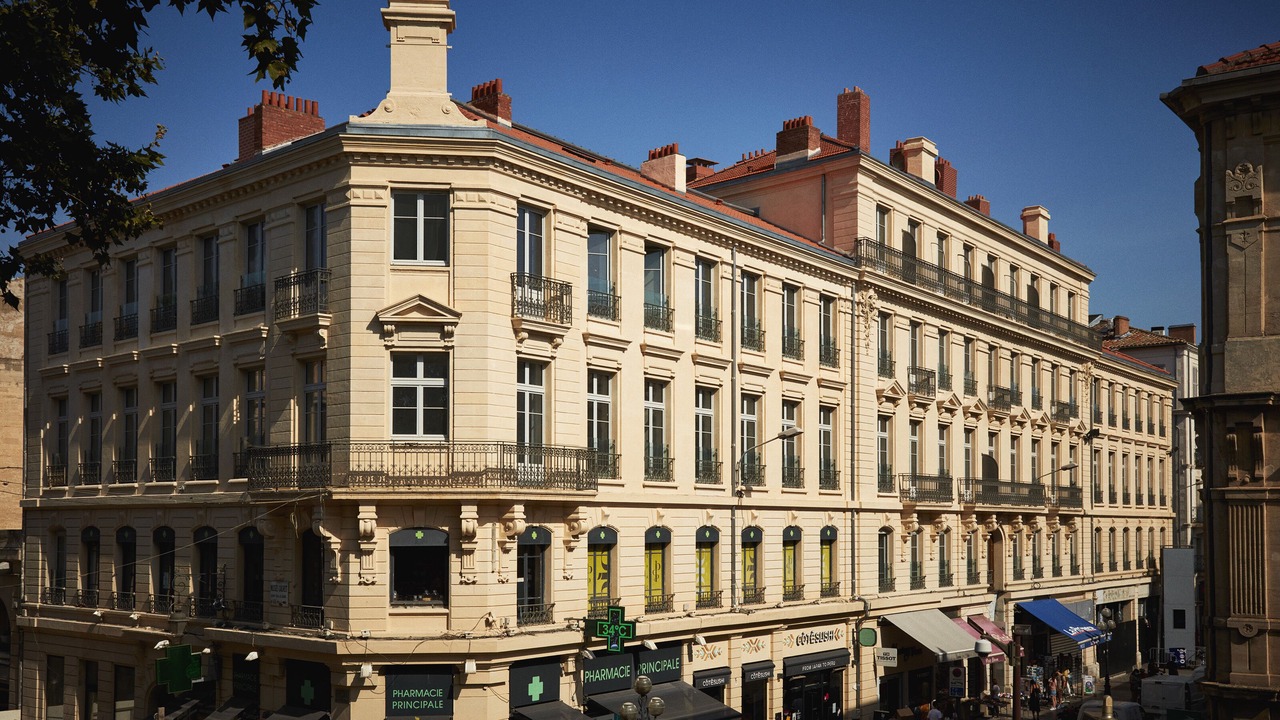 Photo of Outdoor in Avignon City Centre