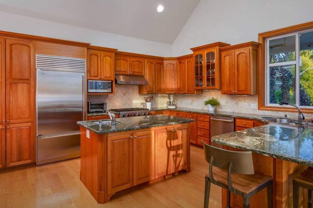 Photo of Kitchen in Harbour Pointe