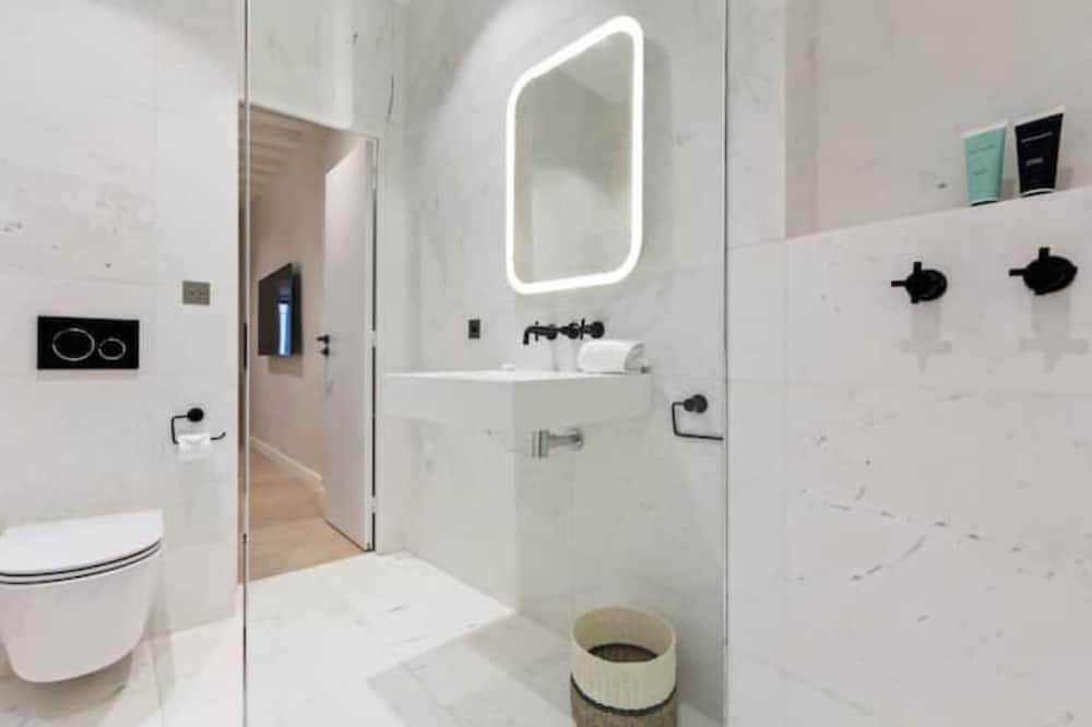 Photo of Bathroom in Gaillon