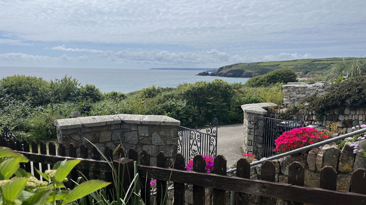 Photo of Others in Praa Sands