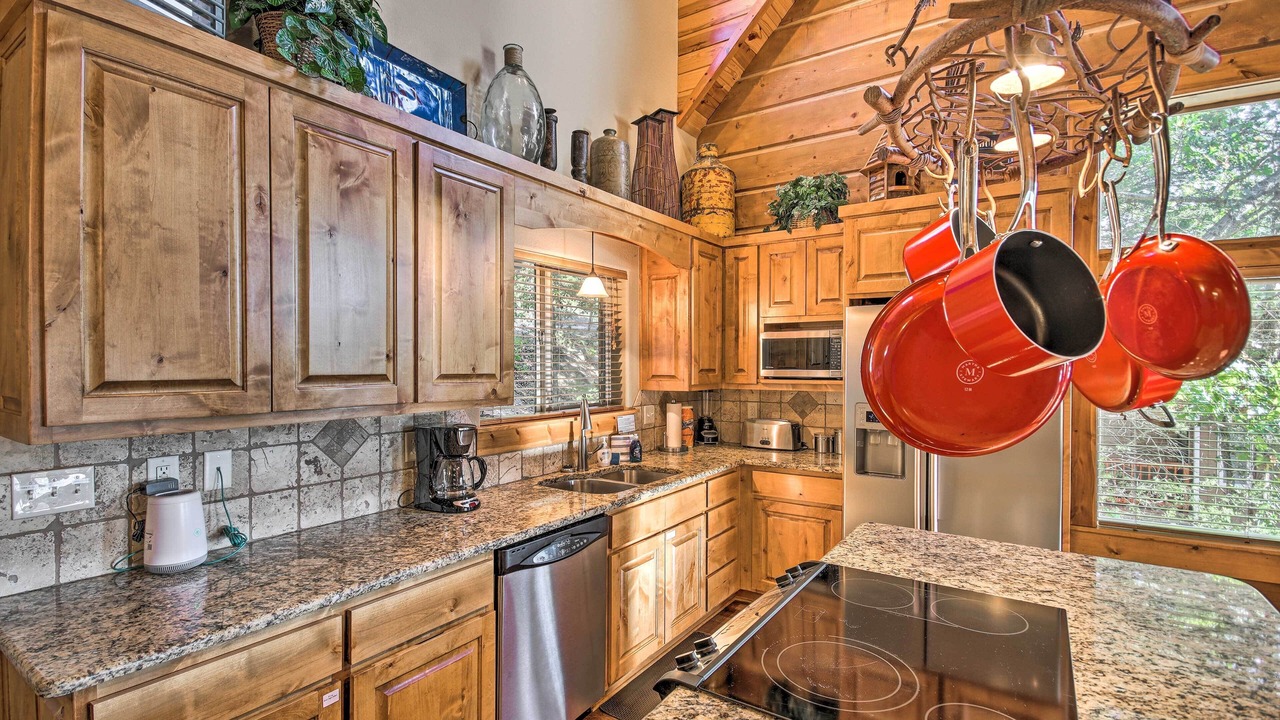 Photo of Kitchen in Lost Bridge Village
