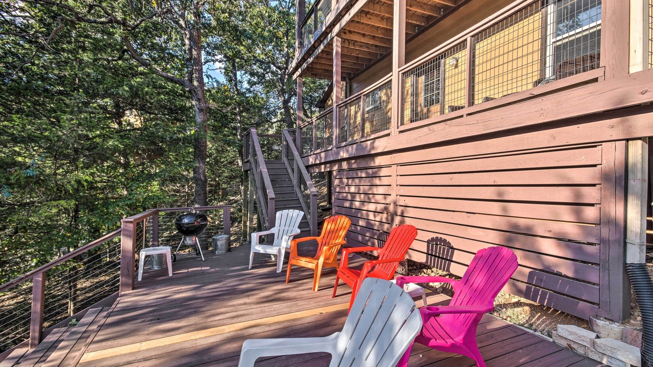 Photo of Patio Balcony in Lost Bridge Village