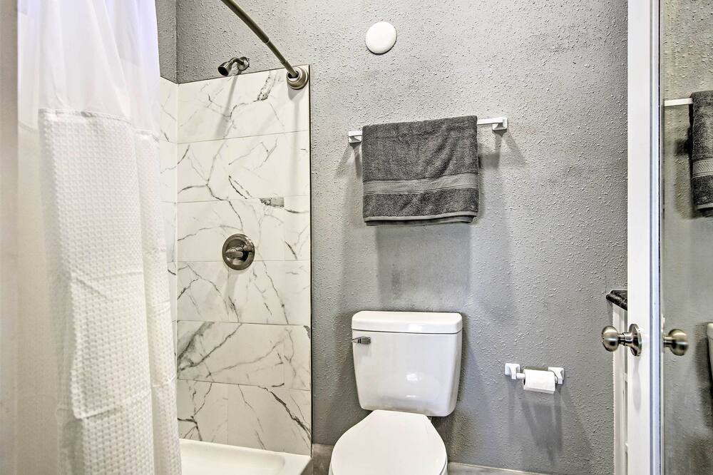 Photo of Bathroom in Enid