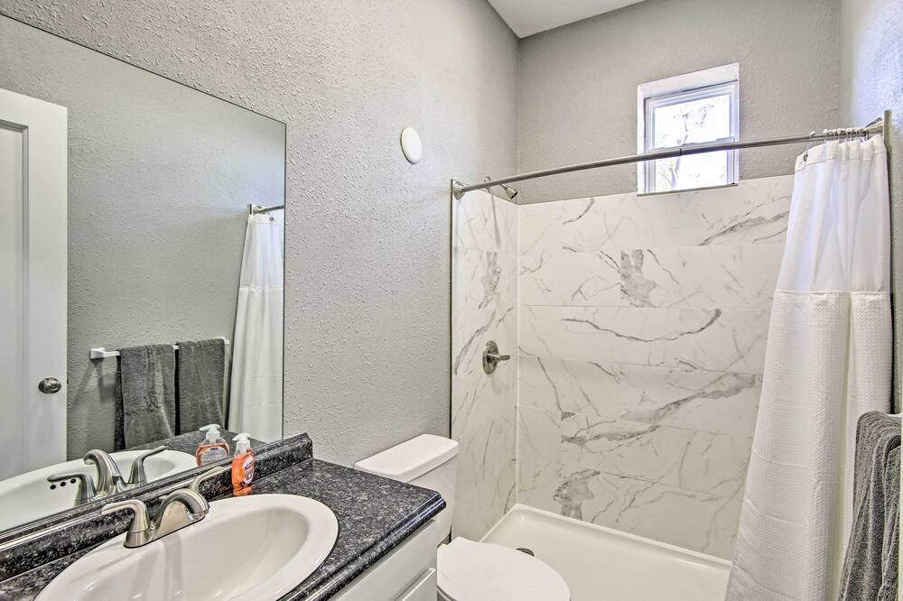 Photo of Bathroom in Enid