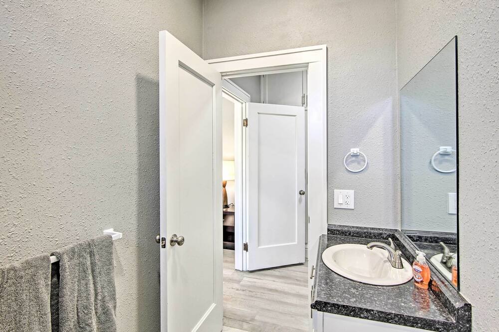 Photo of Bathroom in Enid