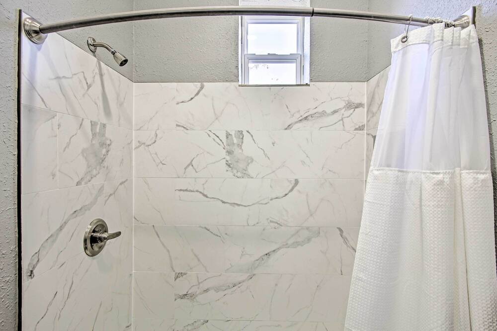 Photo of Bathroom in Enid
