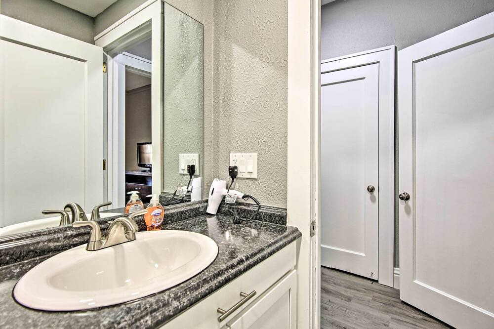 Photo of Bathroom in Enid