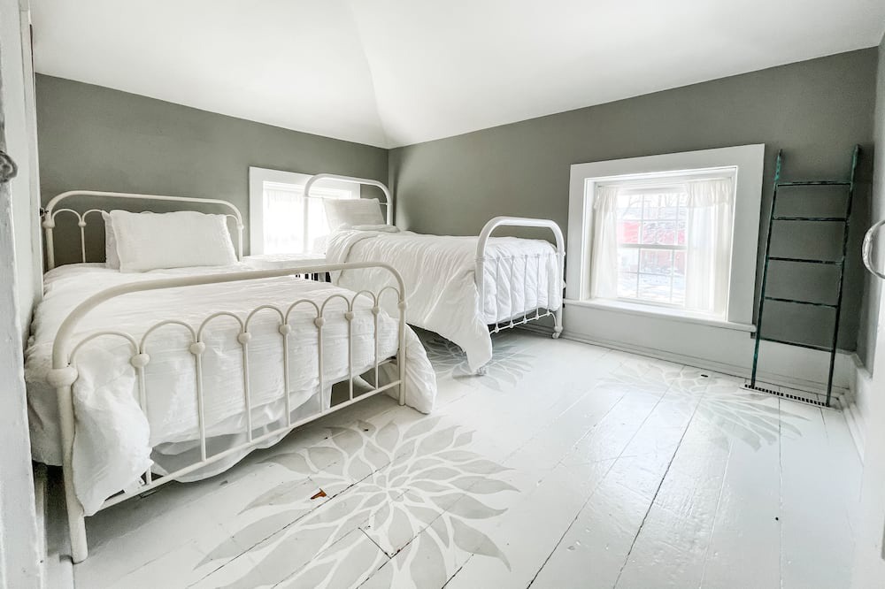 Photo of Bedroom in Marion