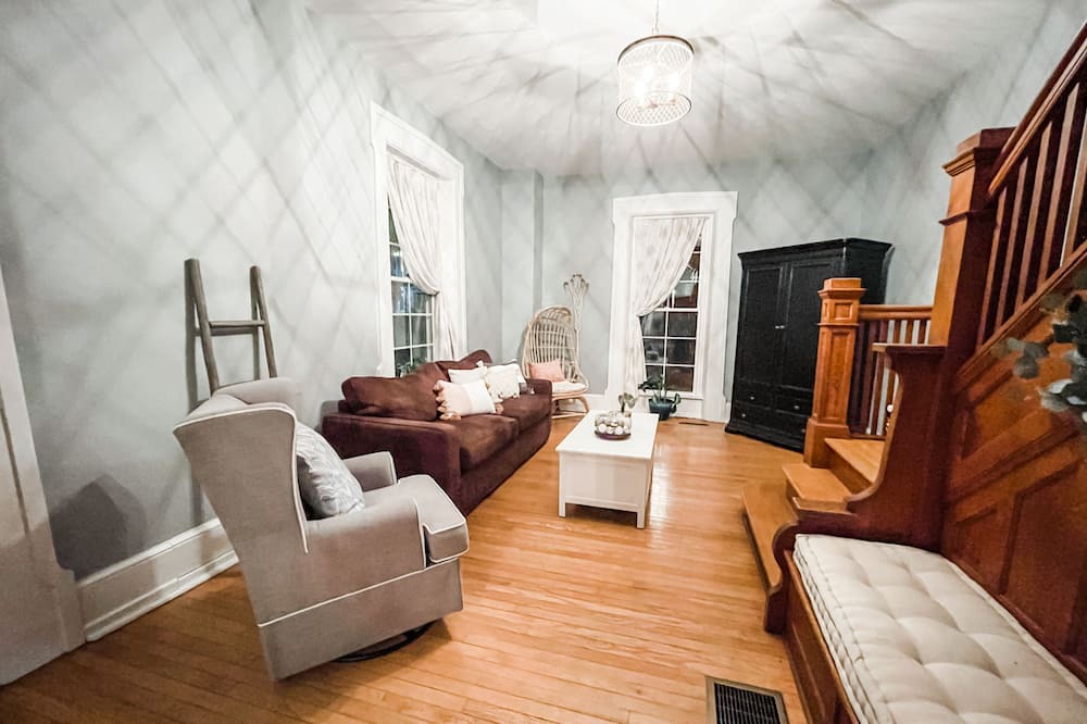 Photo of Bedroom in Marion