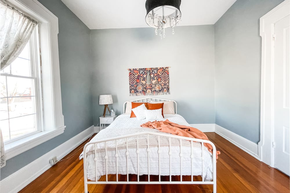 Photo of Bedroom in Marion