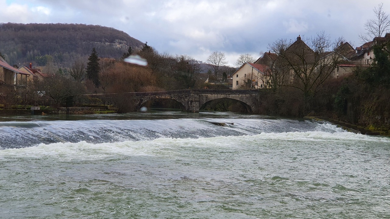 Photo of Others in Ornans