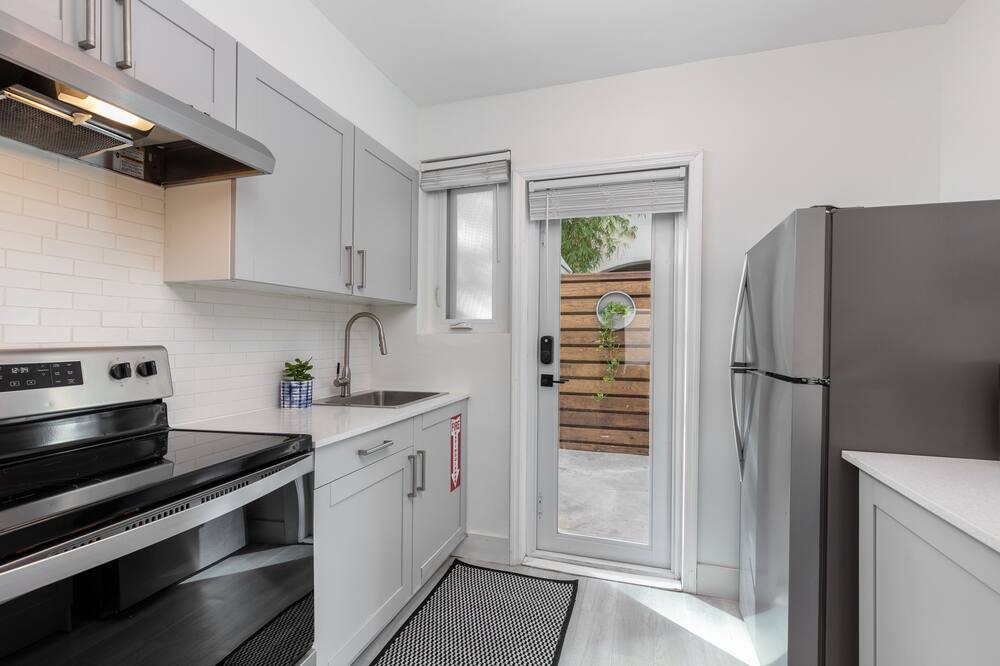 Photo of Kitchen in Colee Hammock