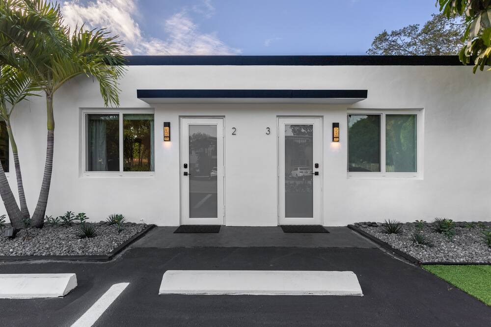 Photo of Outdoor in Colee Hammock
