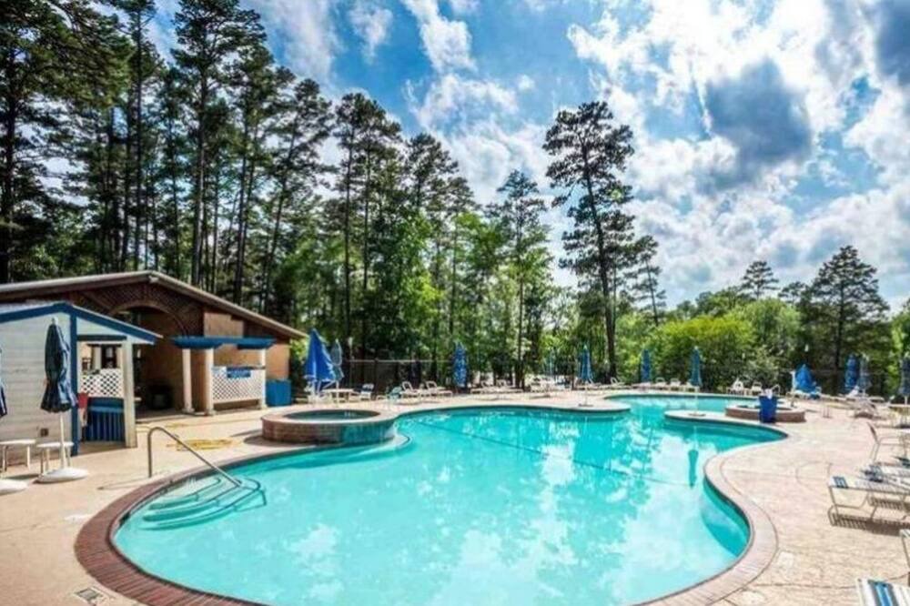 Photo of Outdoor in Holly Lake Ranch