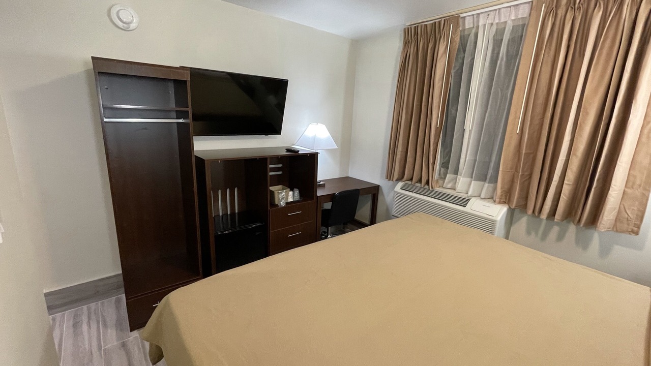 Photo of Bedroom in East New York