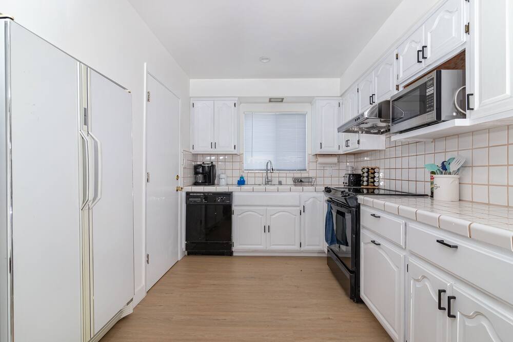 Photo of Kitchen in Southwestern Sacramento