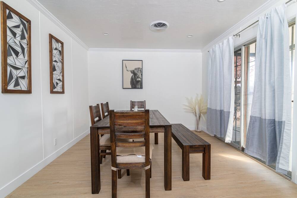 Photo of Kitchen in Southwestern Sacramento