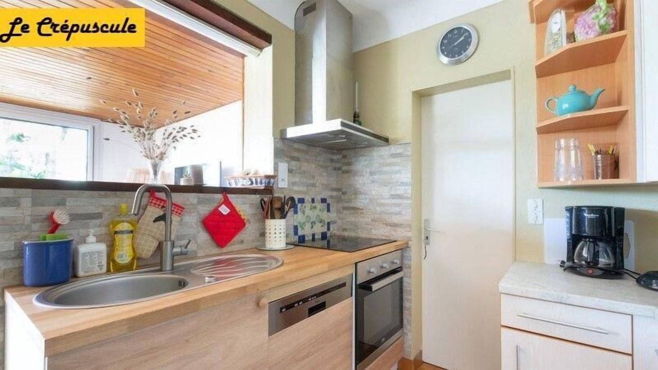 Photo of Kitchen in Anneville-sur-Mer