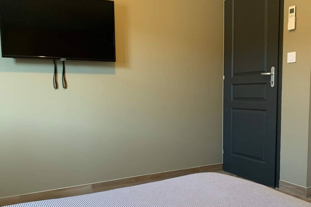 Photo of Bedroom in Aiguillon