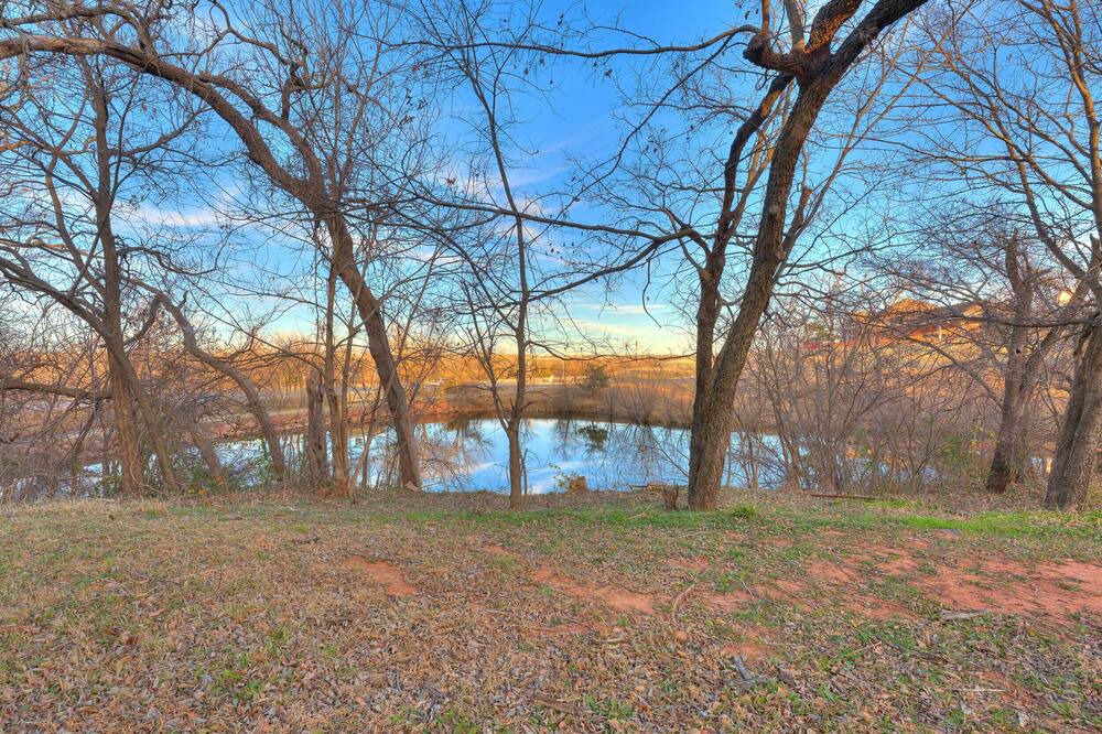 Photo of Outdoor in Guthrie