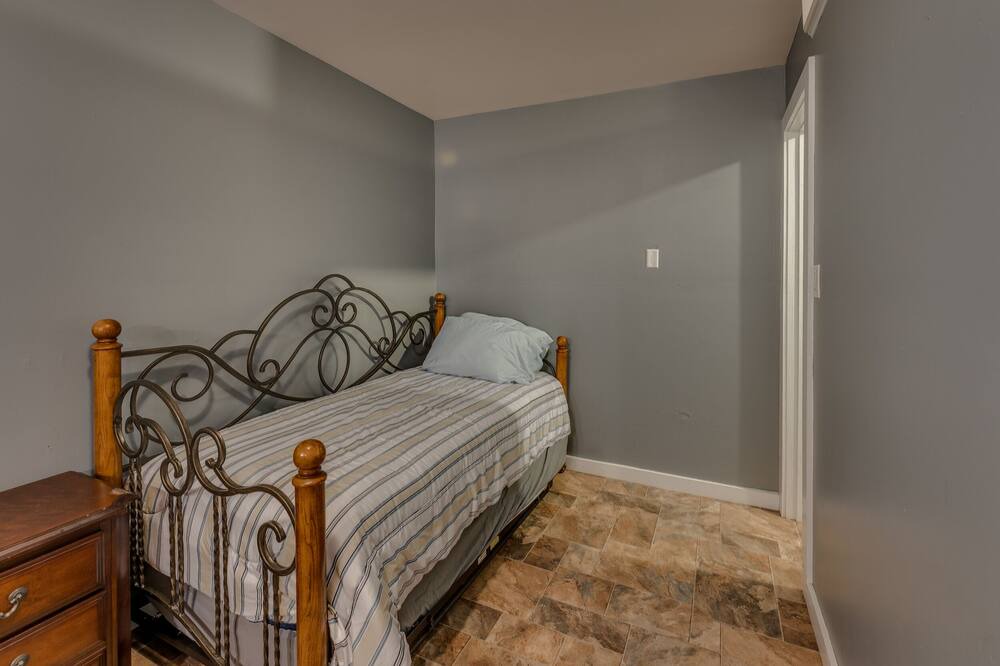 Photo of Bedroom in Guthrie
