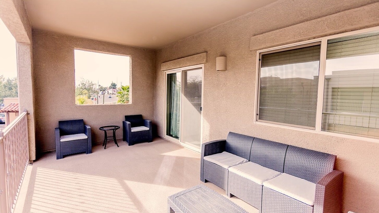 Photo of Patio Balcony in Limberlost
