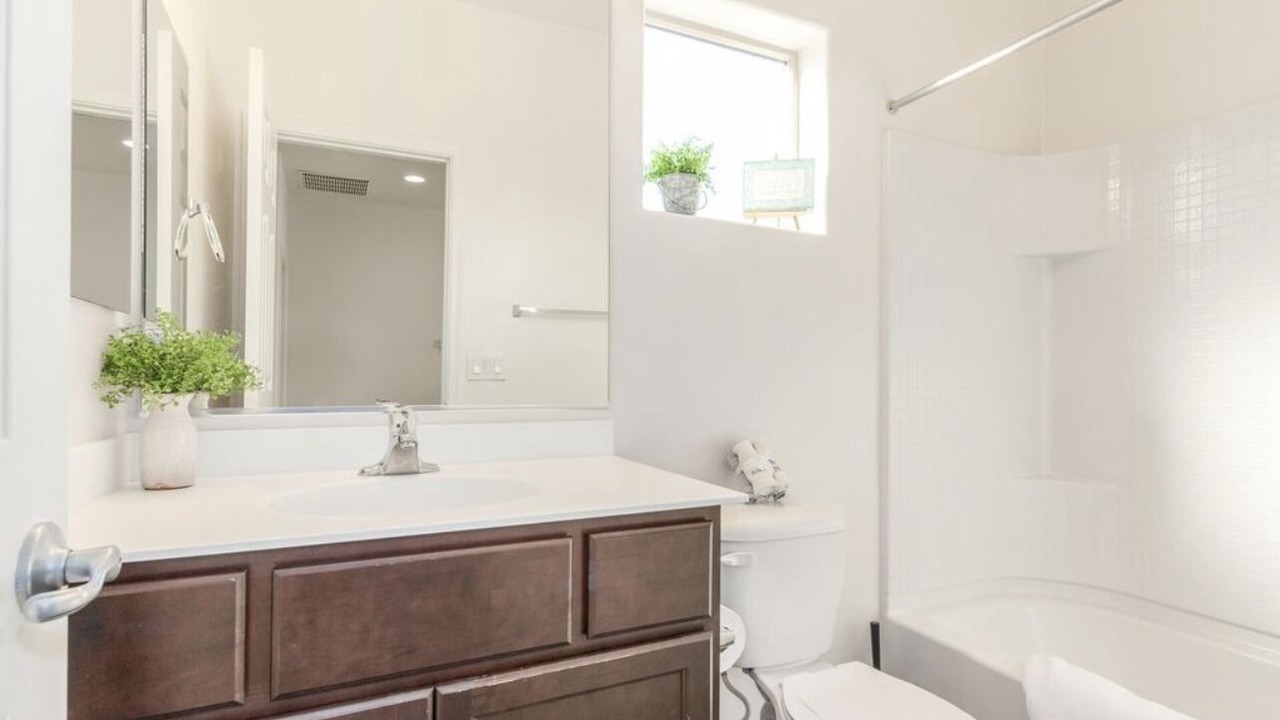 Photo of Bathroom in Limberlost