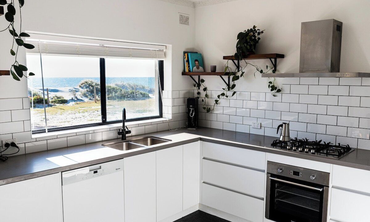 Photo of Kitchen in Semaphore Park