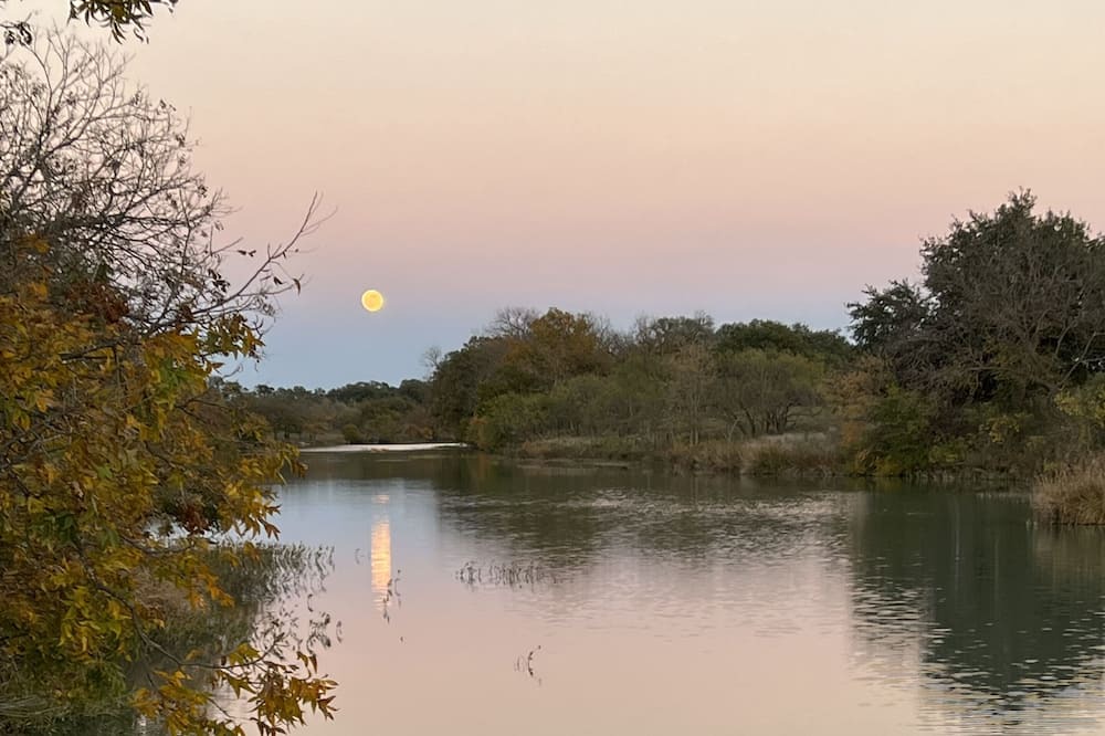 Photo of Outdoor in Menard