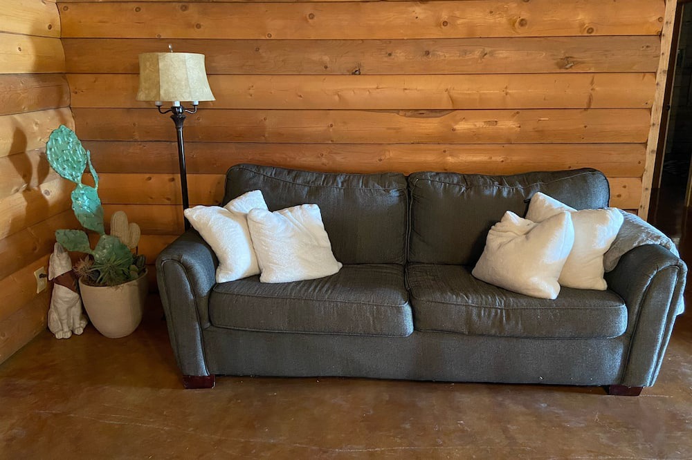 Photo of Livingroom in Menard
