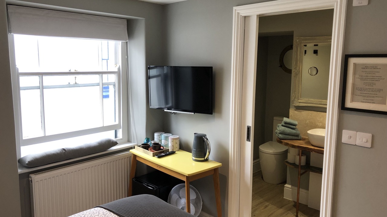 Photo of Bedroom in Appledore