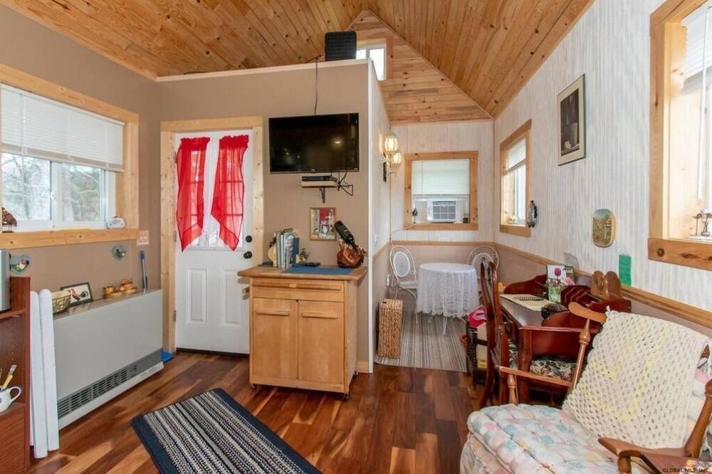 Photo of Others in Jefferson