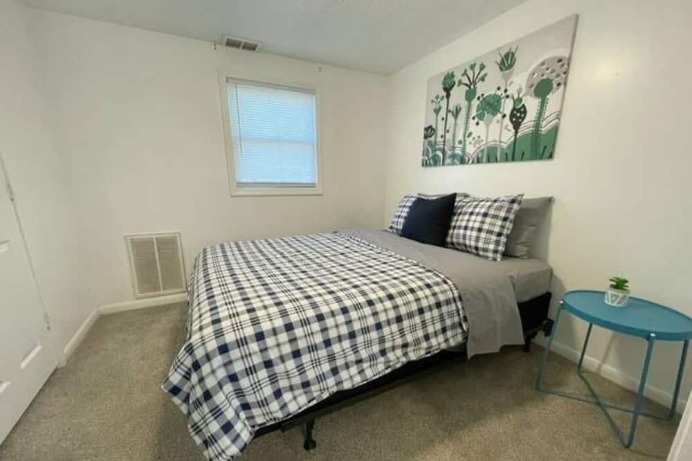 Photo of Bedroom in Franklin