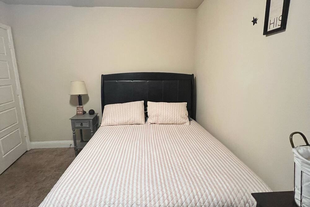Photo of Bedroom in South Arlington