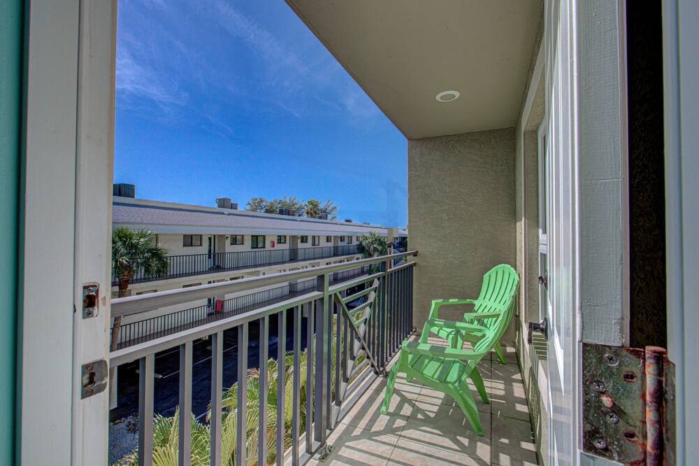 Photo of Patio Balcony in Bradenton Beach